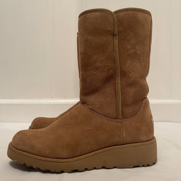 UGG Amie 6.5 Chesnut - Picture 3 of 6